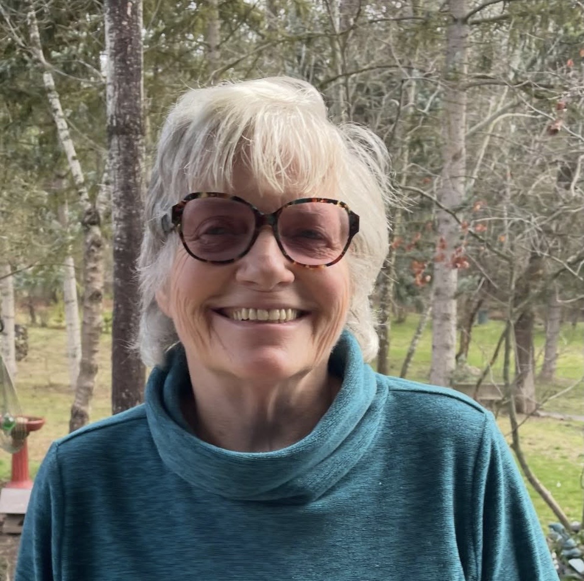 Diane Harder painting class